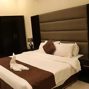 تحقق من التوفر